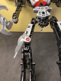 LEGO Bionicle - 8693 Phantoka Chirox COMPLETE - 2008 Retired - READ