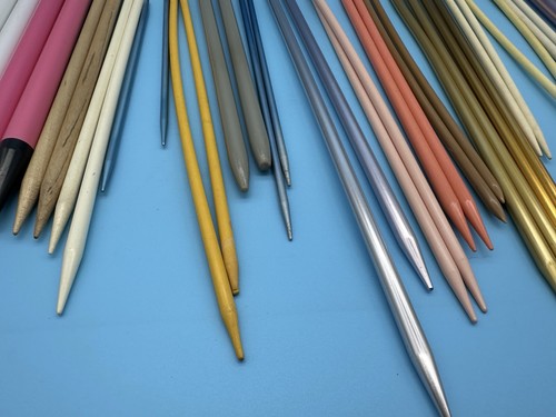 Huge Lot Knitting Needles 36 Pairs, 11 Singles, 2 Circular Susan Bates Aero Etc. - Picture 12 of 24