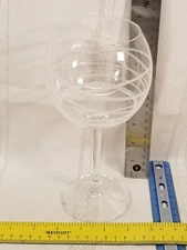 Mikasa Cheers Balloon Wine Glasses 24.5 oz Goblets intersecting lines