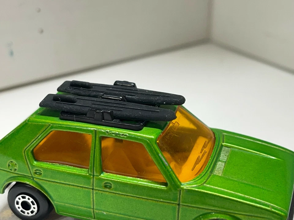 Vintage  Matchbox Lesney Superfast No. 7 vw golf SURFBOARDS (CAR NOT INCLUDED) - Image 2 of 3