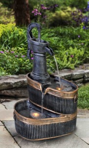 Grande Fontaine De Jardin Sur Pied En Aluminium – Style Ancien Et Brut – 92 Cm