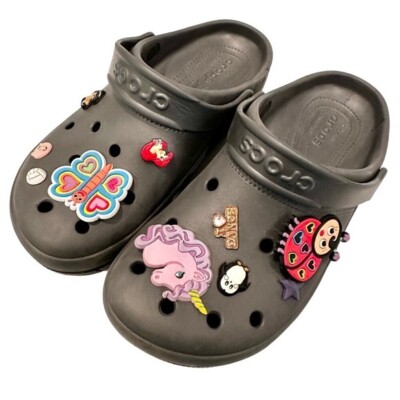 Crocs Classic Clog Women's 10 Slate Grey Includes All Charms Princess Unicorn