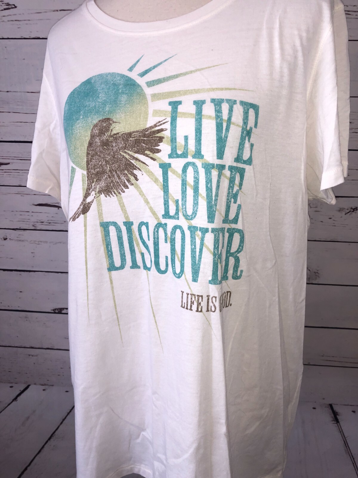Life is Good Tee Shirt XL Extra Large TShirt Live Love Discover