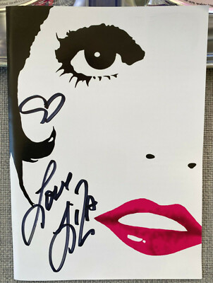 Liza Minnelli Signed In Person LIZA WITH A Z DVD & CD Box Set