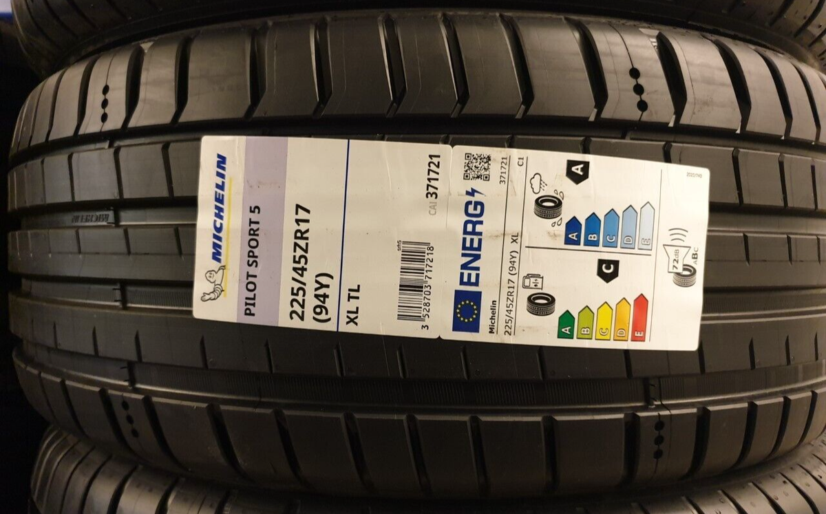 2X NEW MICHELIN PILOT SPORT 5 225/45 ZR17 XL 94Y CAR TYRES 225 45