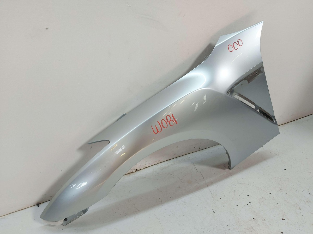 09-13 Nissan GTR GT-R R35 LH Left Fender Super Silver (KAB) *Notes