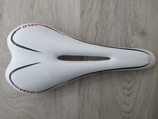 Vélo Carbon Titan Selle MTB Route Blanc 211 Grammes Neuf