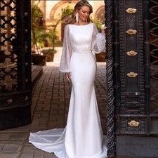 Elegant Satin Mermaid Wedding Dresses Scoop Neck Long Sleeves Tulle Bridal Gowns