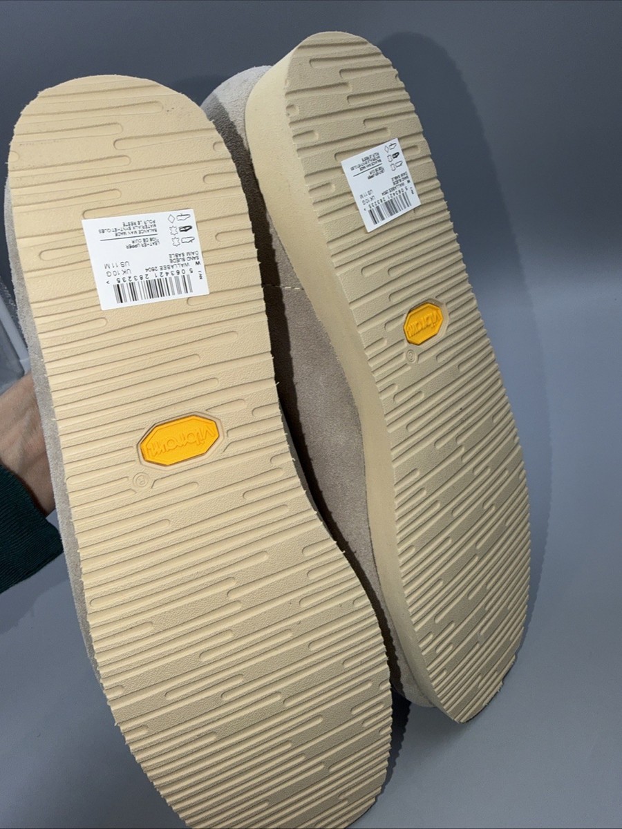 Clarks Wallabee 2604 Shoes Sand Suede Vibram Sole Casual Moccasins