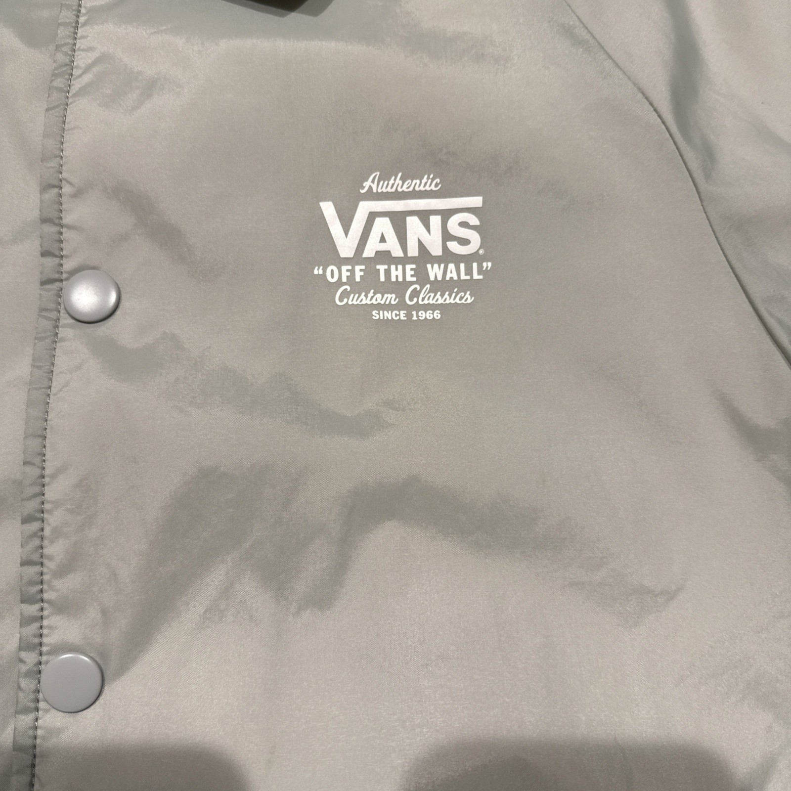 Authentic Van Off The Wall Custom Classics Windbr… - image 6