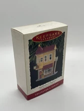 1994 Hallmark Neighborhood Drugstore Nostalgic Houses and Shops Ornament