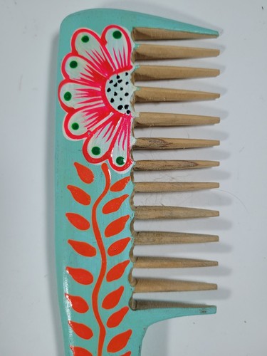 Oaxaca Hand Made And Painted Wooden Comb Folk Art - Picture 1 of 5