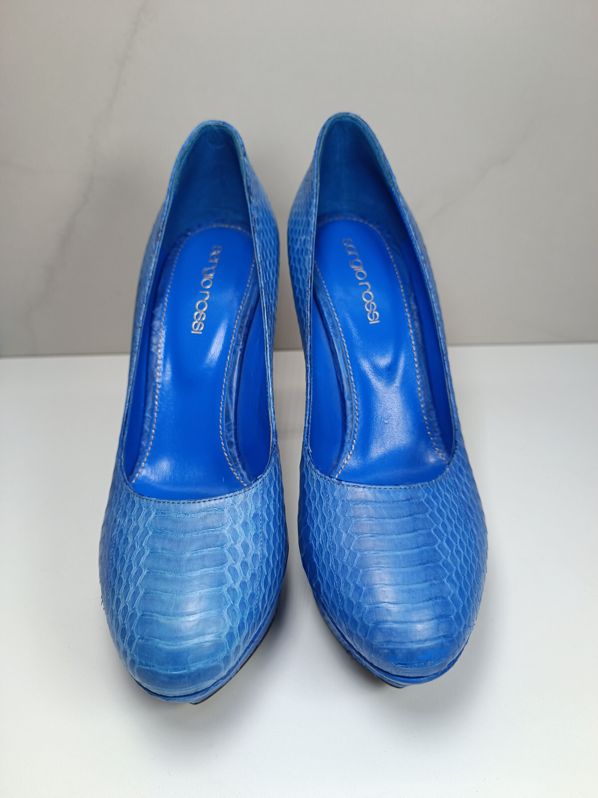 Sergio Rossi Blue Python Round Toe Platform Pumps… - image 20