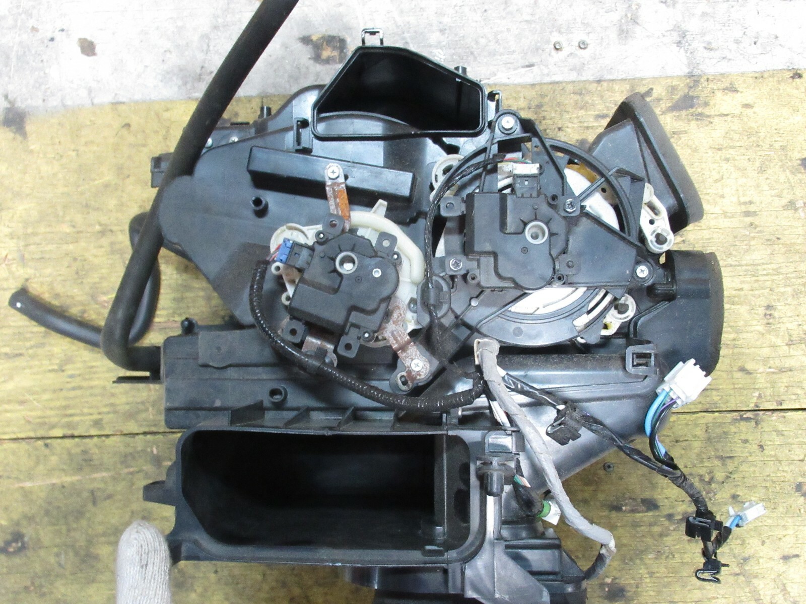 2018 HONDA CIVIC TYPER FK8 OEM HVAC CONTROL VENTS AND AC EVAPORATOR