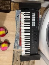 Novation Launchkey-49-mk3 Keyboard Controller