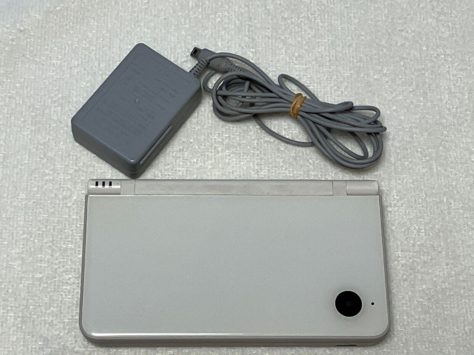 Console - Nintendo DSi - White - 11760993