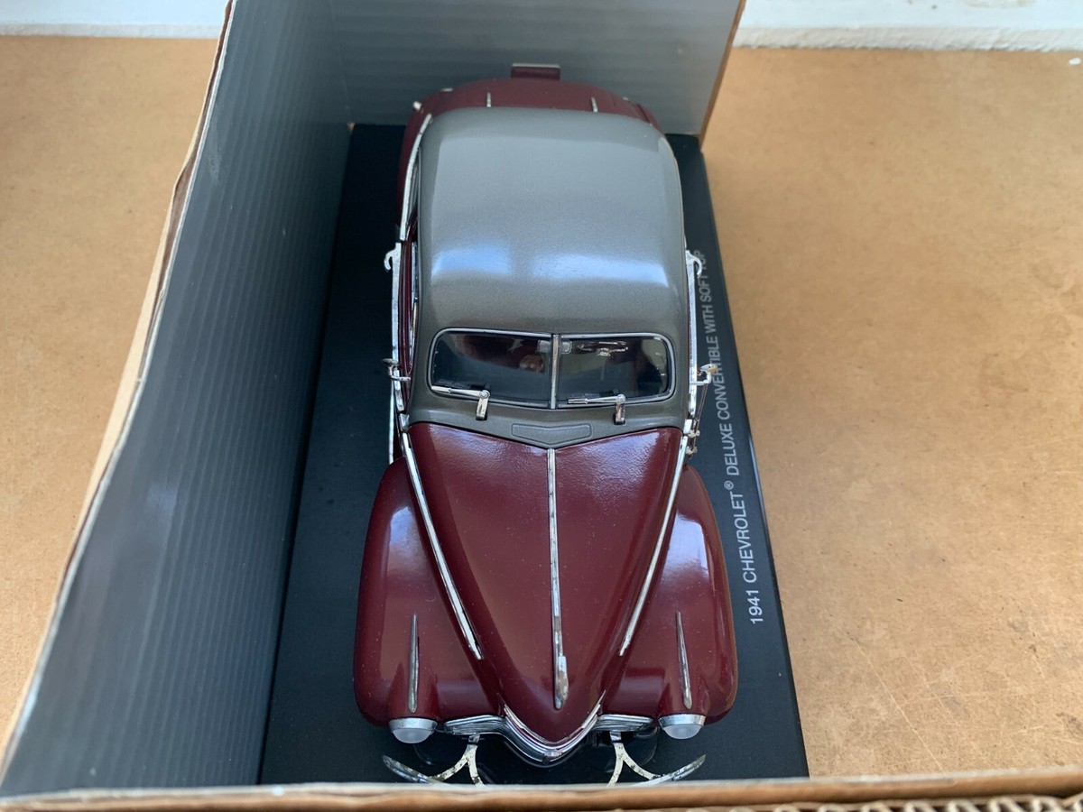 WELLY WE22411LRW-BL Echelle 1/24 CHEVROLET SPECIAL DE LUXE CABRIOLET OPEN LOW RI