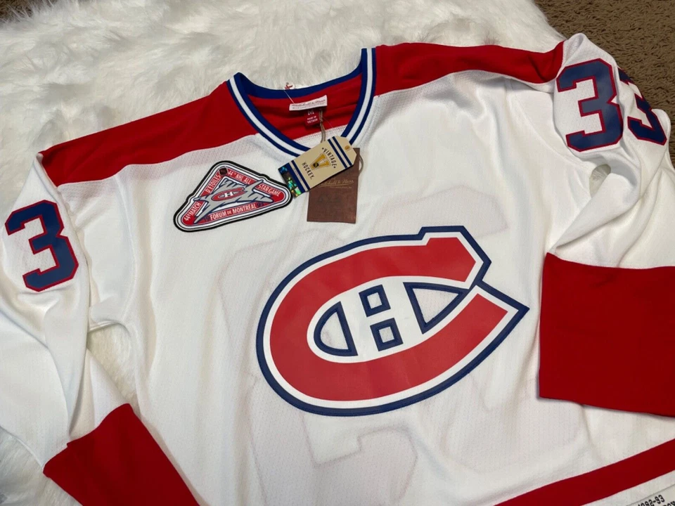 Camiseta deportiva de hockey Mitchell & Ness Montreal Canadiens Patrick Roy 1992 línea azul Foto 4 de 4