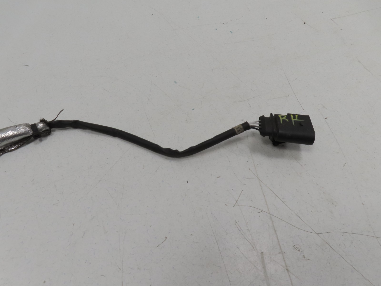 06 Lamborghini Gallardo Sensor, Emissions O2 Oxygen Exhaust Probe 06A906262