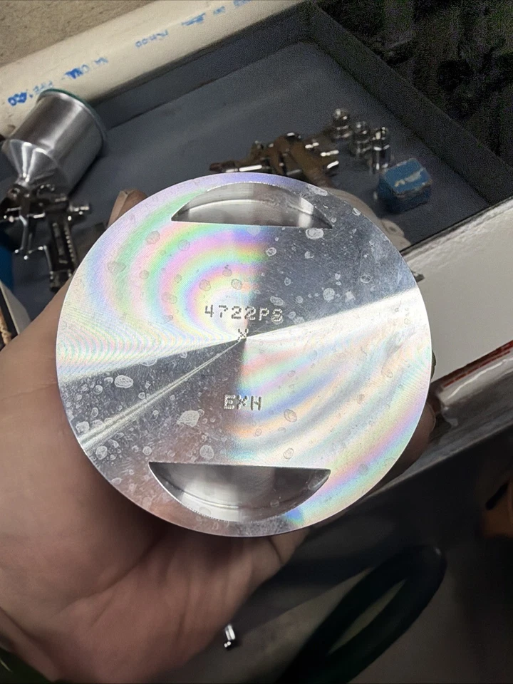 Kit de pistón Wiseco tapa plana diámetro estándar 3,498 pulgadas 8,5:1 Harley-Davidson Big Twin K1640 Foto 2 de 4