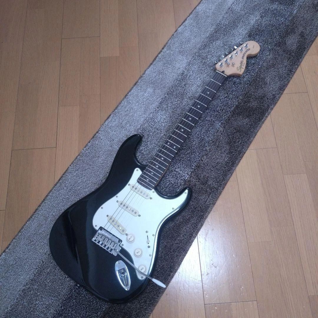 Squier Standard Stratocaster for sale | eBay