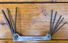 KLEIN-70583 Eight-Key Inch Folding Hex Key Set Made In USA