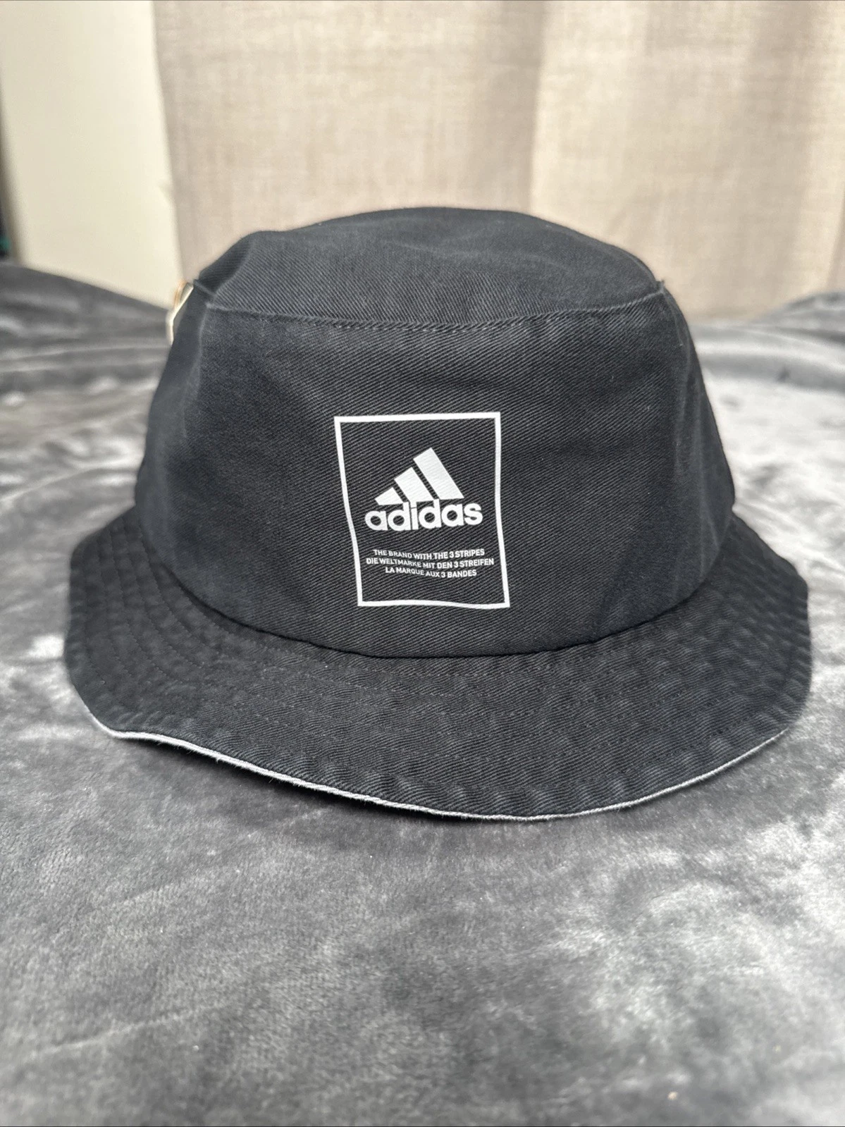 Adidas Bucket Hat Lifestyle Black Gray Floppy 2” Brim 100% Cotton Washed Cap NWT
Opens in a new wind