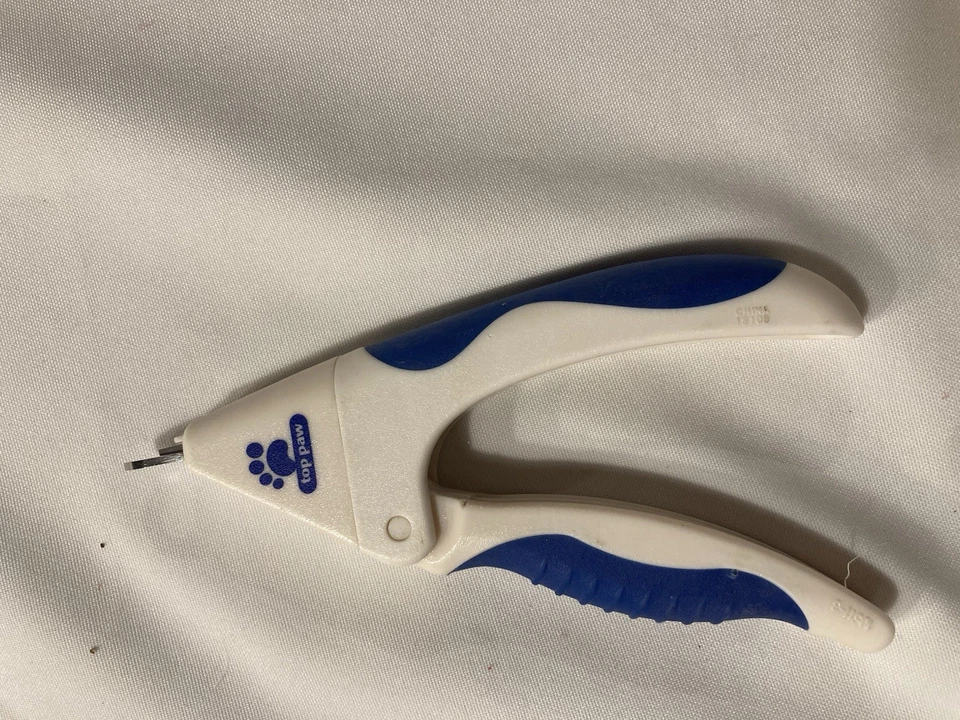 Juego de cortaúñas eléctrico Wahl para perros y cortaúñas superior Foto 2 de 4