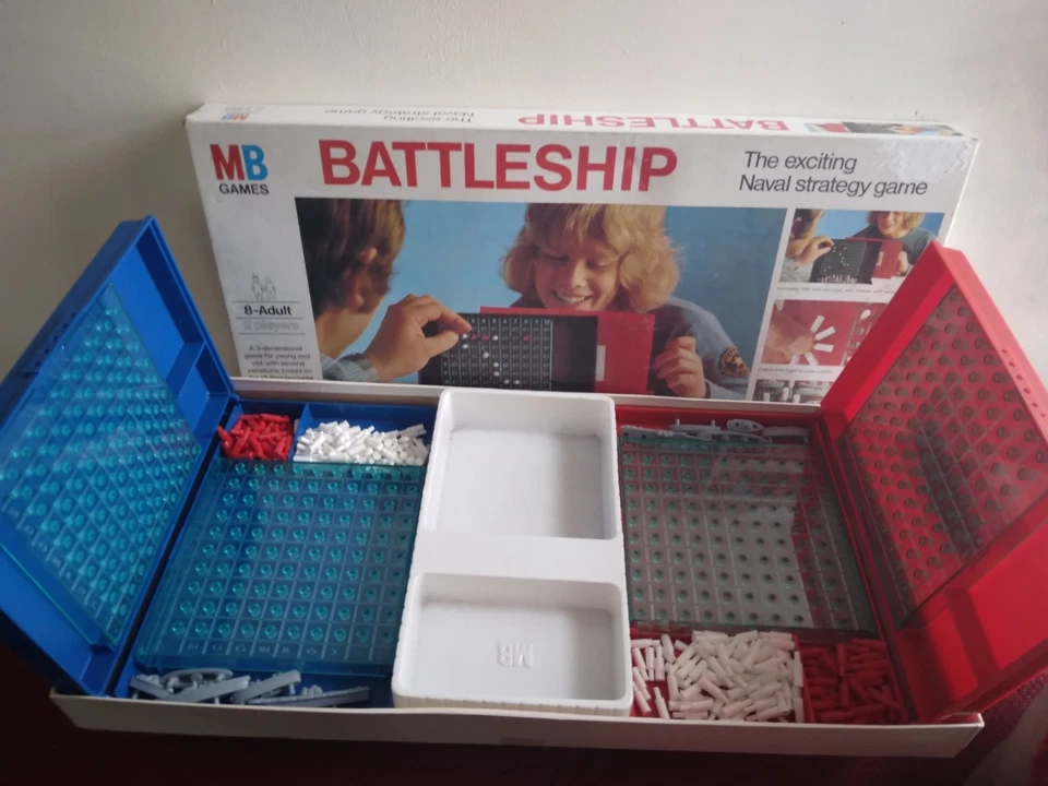   Battleships MB Games Complete Vintage 1975 - Image 2 of 4