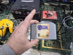 Nintendo 09 MB N64, Hi Rez & Scoop w/64DD NUS-010(JPN) Mario Paint & Accessories