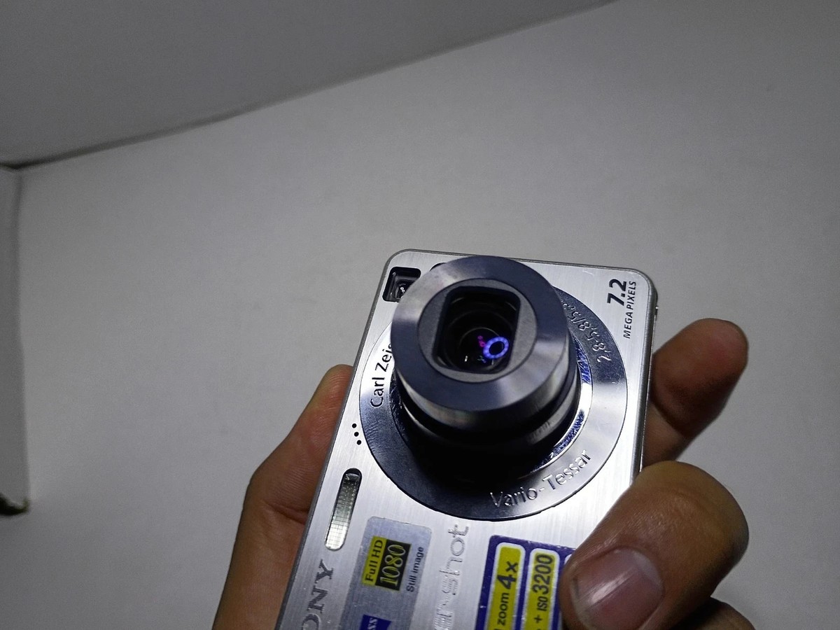 Sony Cyber-shot DSC-W120 7.2MP Digital Camera - Silver Fast