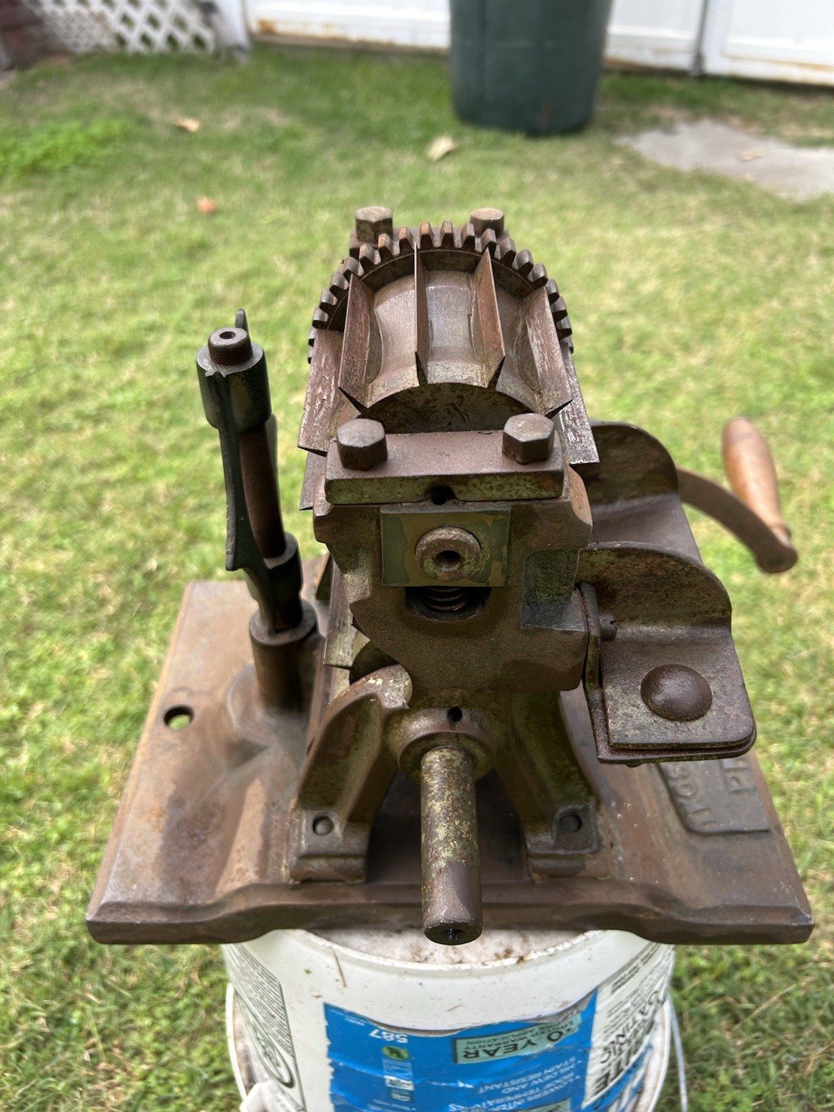 Circ 1900-1920's Antique Thomas Mills Bros. Taffy Kiss Candy Cutter Machine