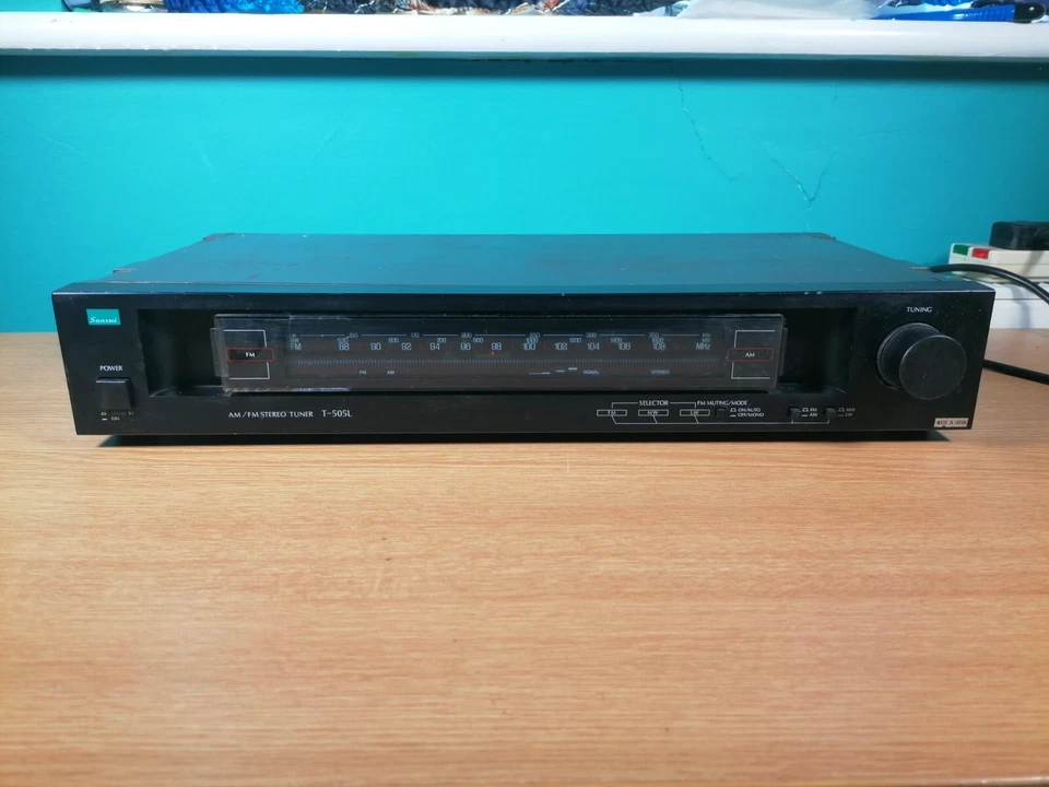 Sansui T-505L Sintonizador AM FM Estéreo HiFi Separado De Colección Hogar Radio Audio Negro Foto 2 de 4