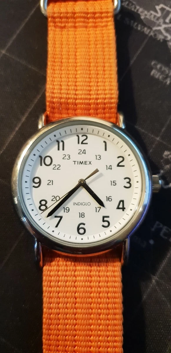 Timex cr2016 cell wr 50m best sale stainless steel back