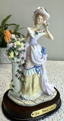 Da Vinci Collection Figurine English Woman In Elegant Dress Floral Accents, Used