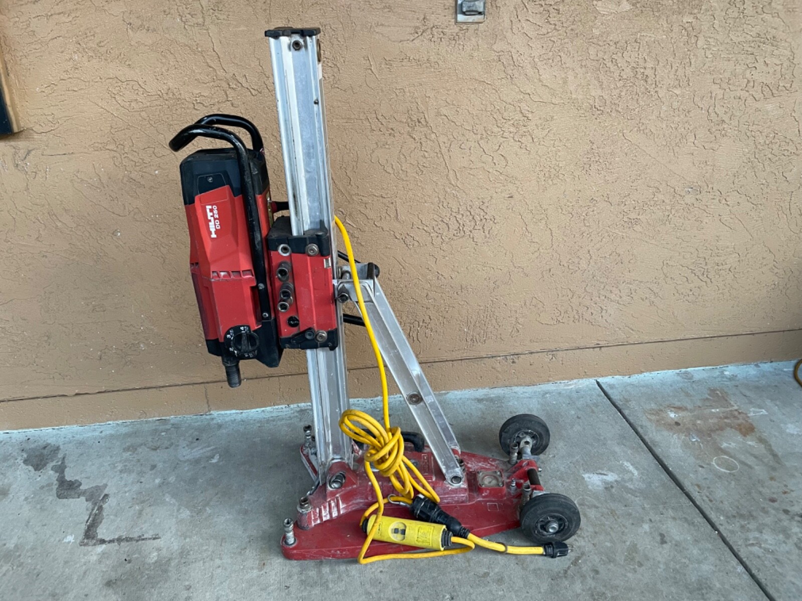 Hilti DD 250 Concrete Diamond Core Drill Rig With Stand