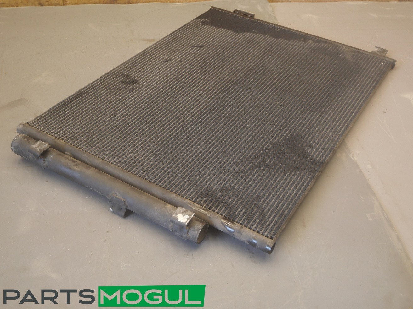 2014-2020 MASERATI GHIBLI 3.0L AC AIR CONDITIONING CONDENSER OEM