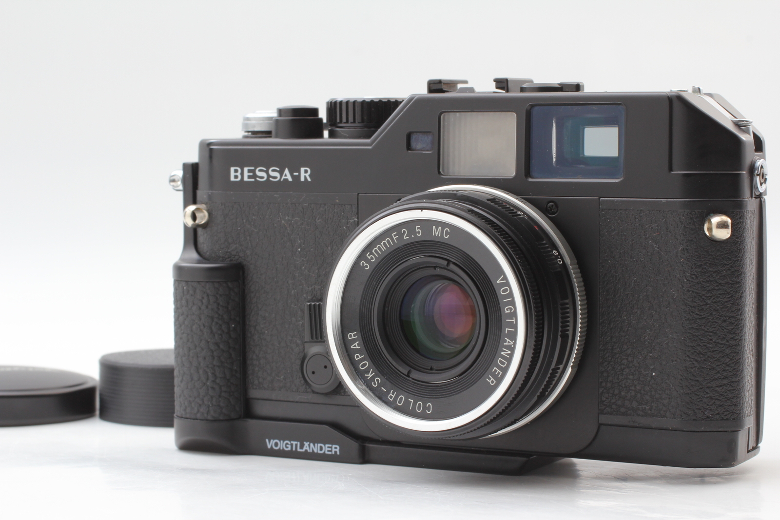 BESSA-R + ULTRON 35mm + GRIP VOIGTLANDER BESSA R