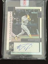 Wander Franco 2022 Donruss Signatures Series Autograph (RC) - Tampa Bay Rays