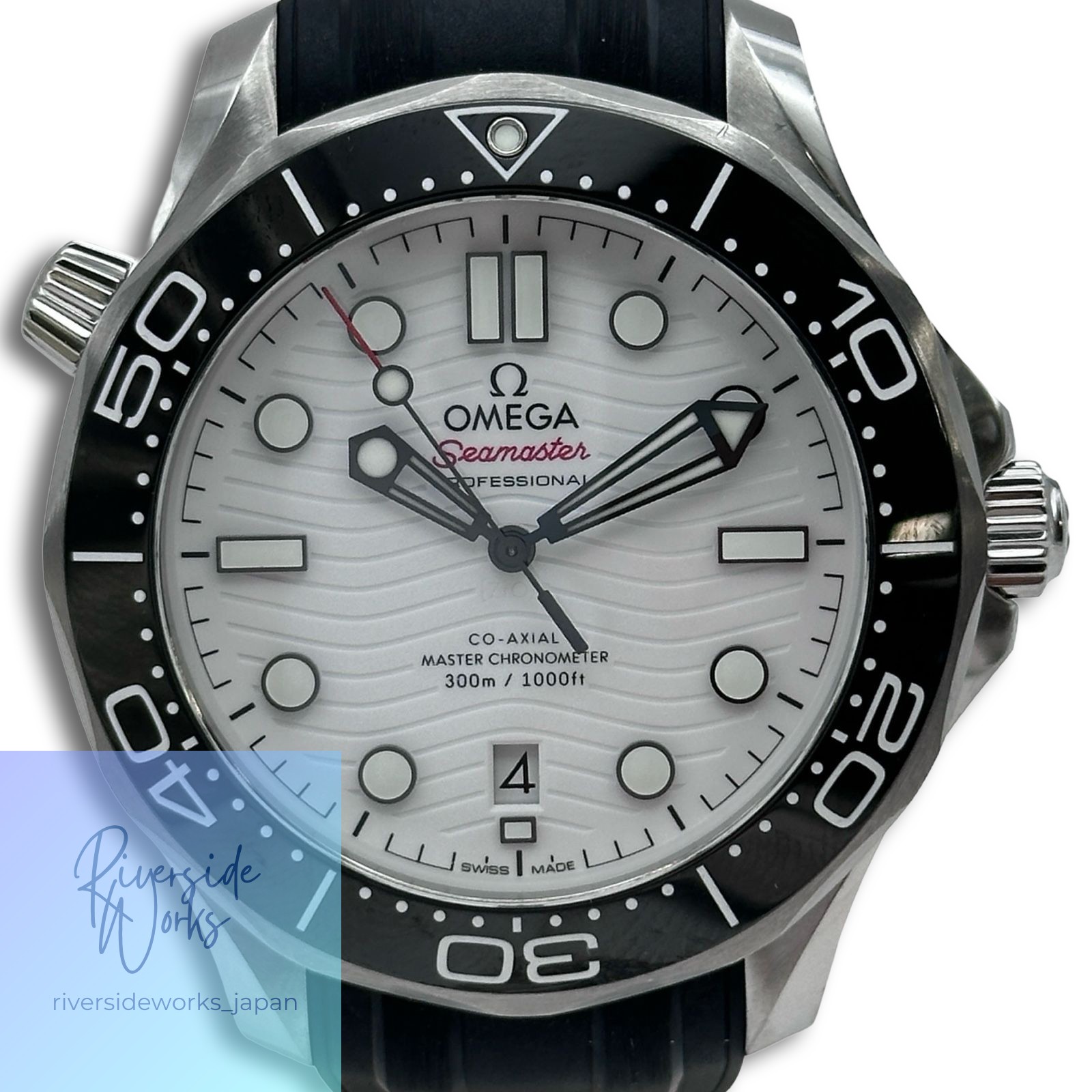 OMEGA Seamaster Diver Co-Axial Master Chronometer