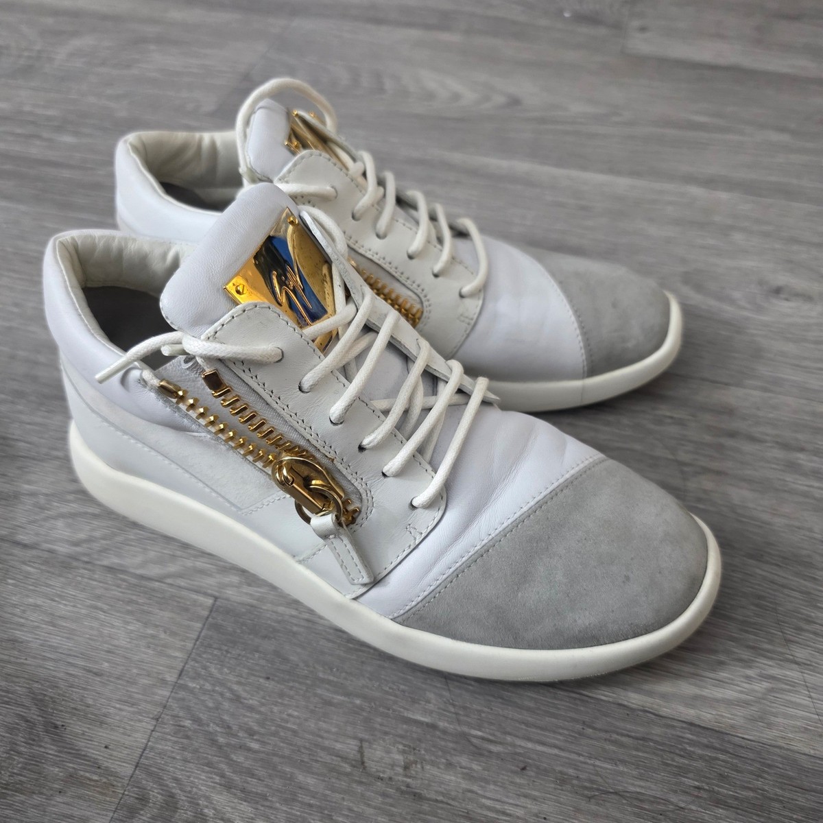 Giuseppe Zanotti White Croc-Embossed Toe-Ring Slide with Gold Accent The kind of heels you only ever find when you know exactly  main image 3