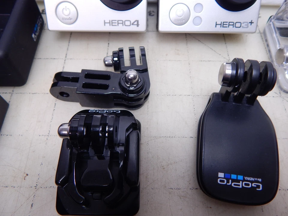 GoPro HERO 4 & 3 Action Camera Bundle Waterproof Mounts Harnesses Extras WORKS! - Image 4 of 4