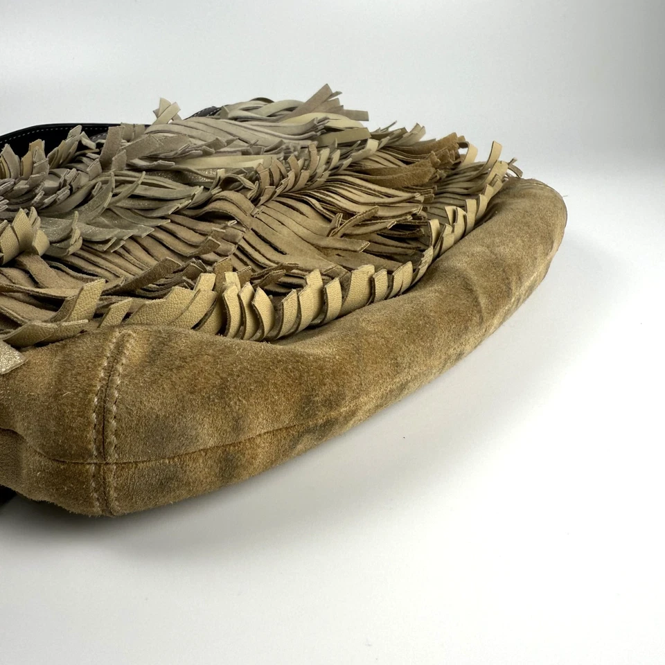 蔻驰复古麂皮绒流苏水饺包 9155 — 第 4/4 张图片