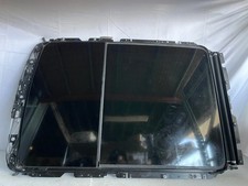 2018 - 2024 Bmw X3 G01 Sunroof Window Glass W Track Frame Sunshade 108305 2018 - 2024 Bmw X3 G01 Sunroof Window Glass W Track Frame Sunshade 108305