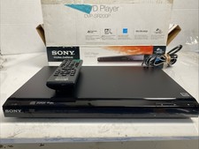 Sony DVP-SR200P CD/DVD Player Progressive Scan, Dolby Digital 