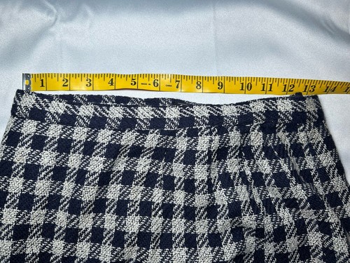 Salvatore Ferragamo Mujer’s Falda Lana Azul Marino Patrón Talla 46 Hecha en Italia 24’ - Imagen 7 de 7