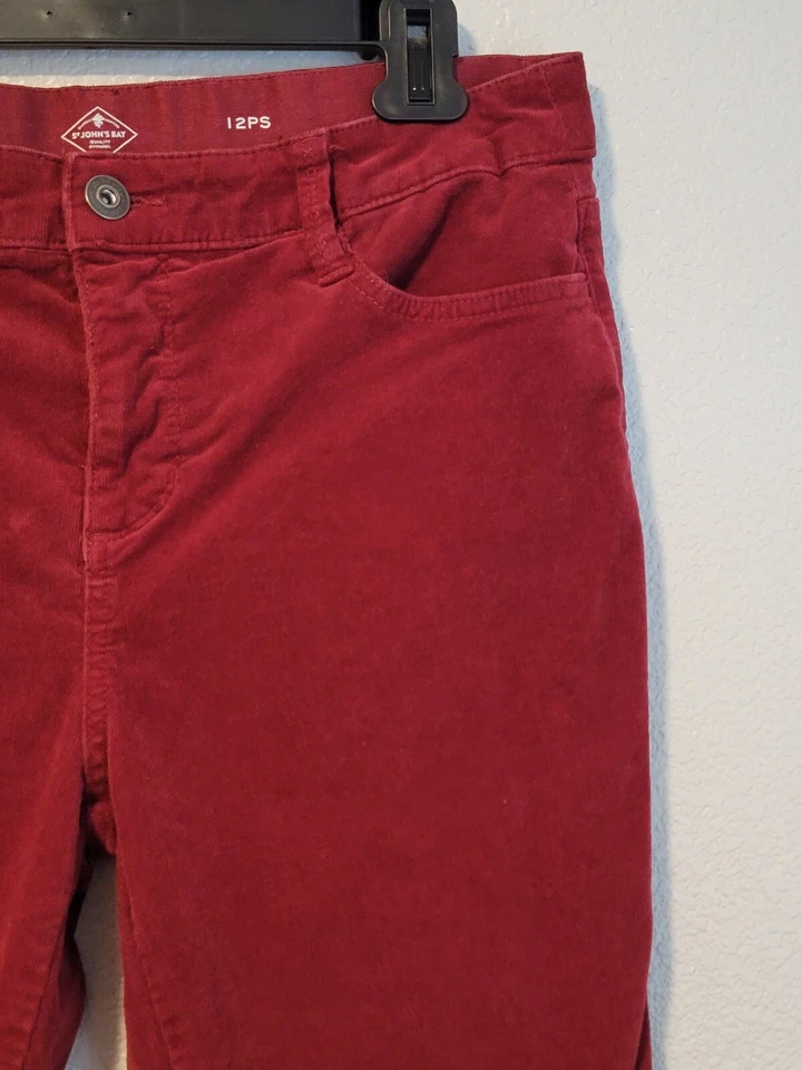 St Johns Bay Corduray Capri Pants Womens Size 12PS Straight Leg Cut Off  - Image 3 of 4