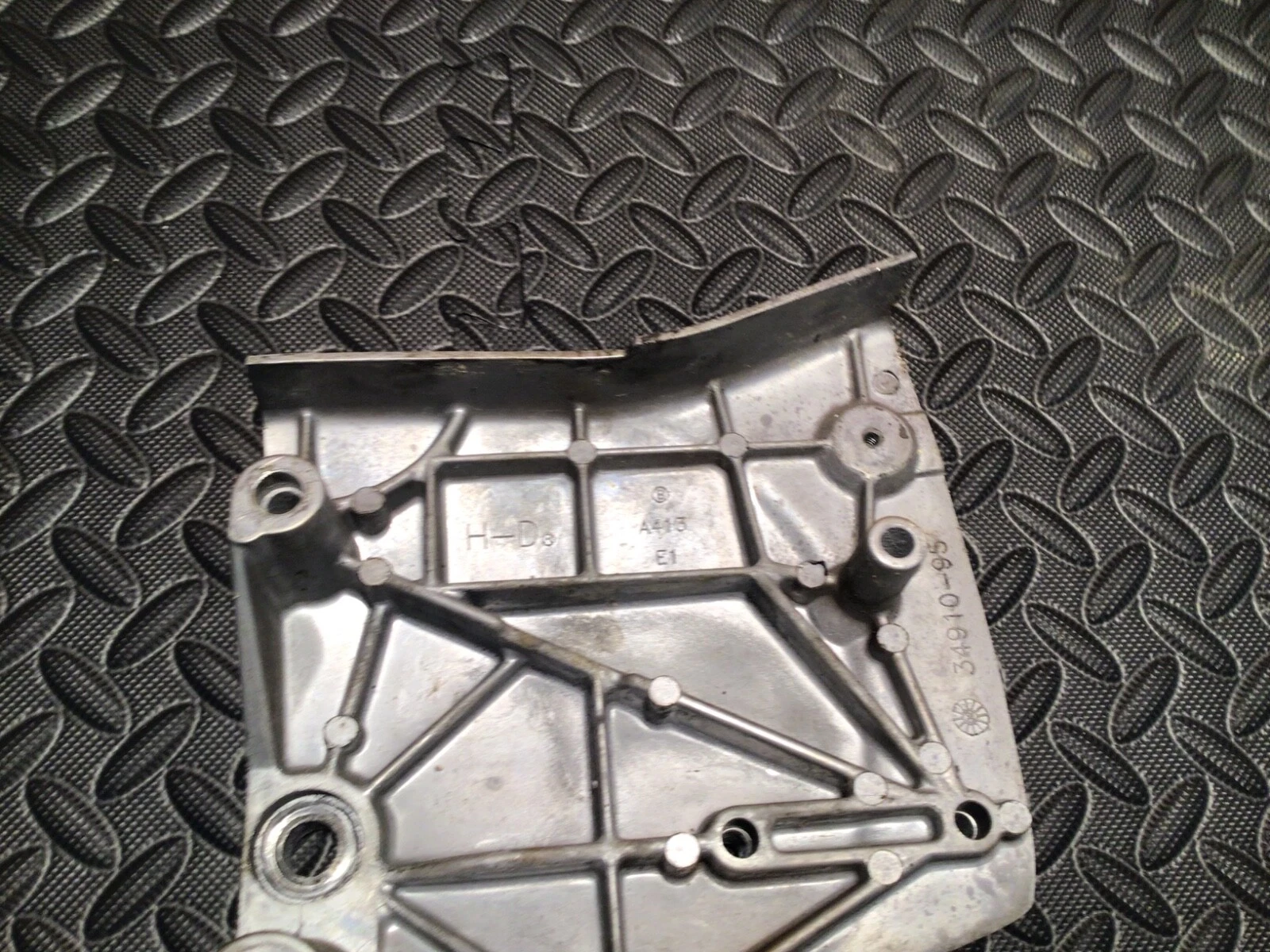 1993 Harley XLH883 Front Sprocket Pulley Cover Guard 34907-95