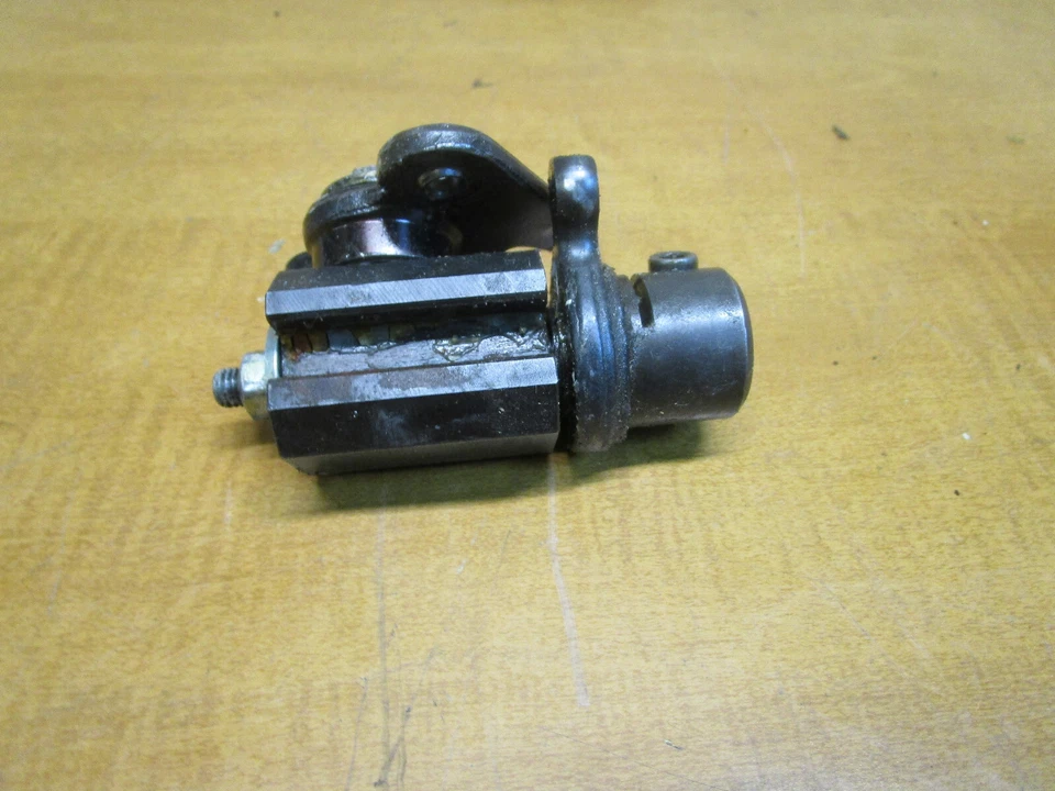 Ferrari 348, Mondial t - рычаг переключения передач в сборе P/N 148077 - Изображение 3 из 4