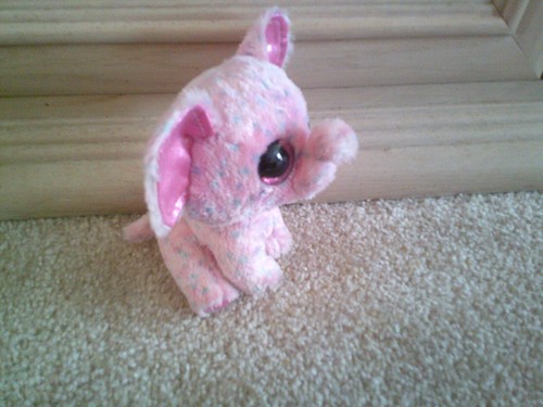 Ty Beanie Baby Boo "Ellie" the Pink Elephant 6" Plush Stuffed Animal - Picture 2 of 3